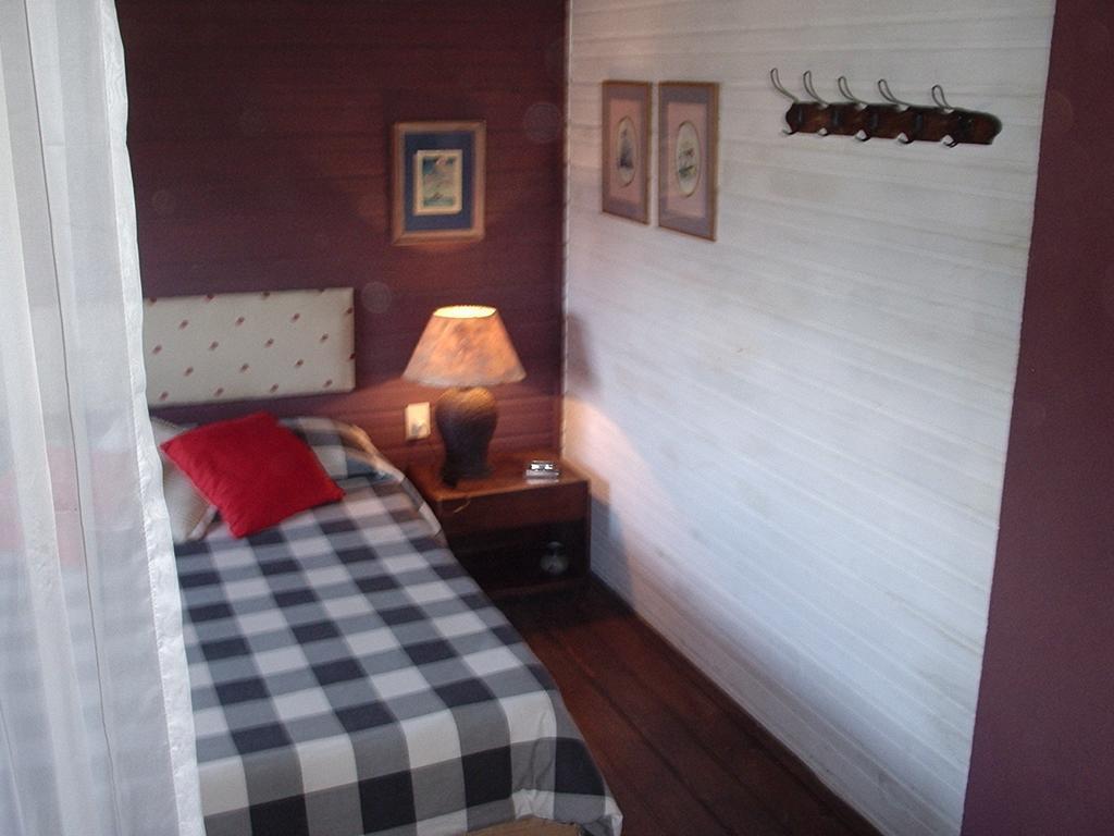 Terracota Y Chocolate Villa Punta Del Diablo Bilik gambar